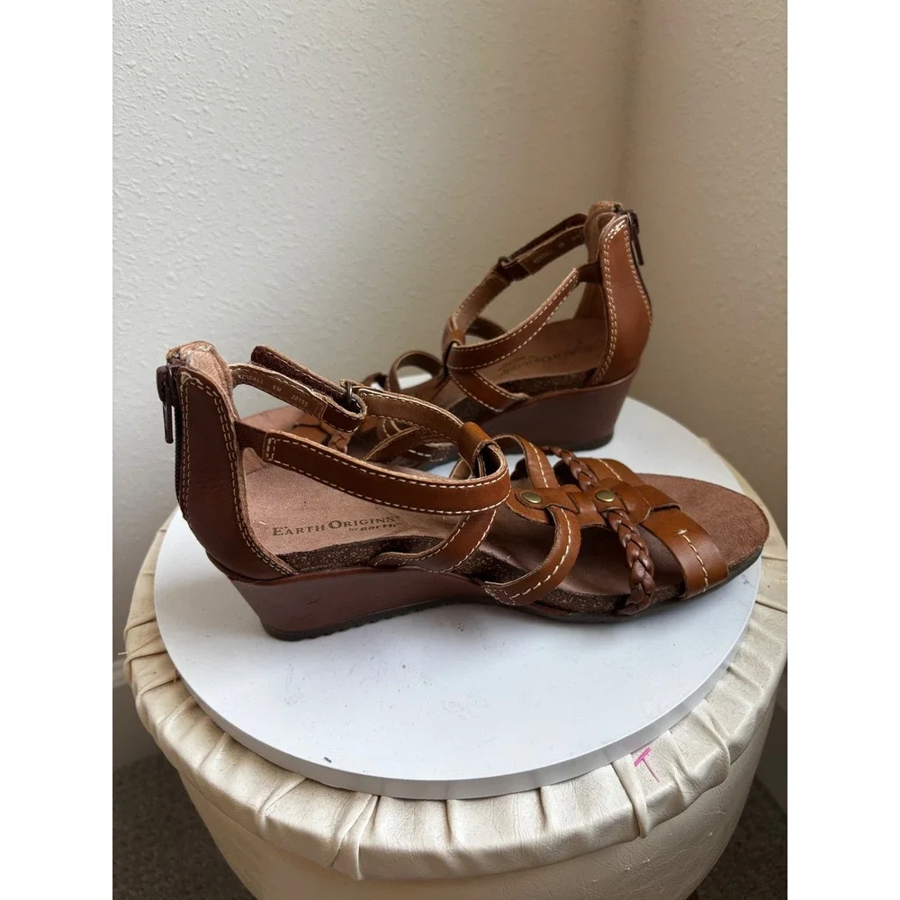 Earth Origins Kendall Wedge Sandals 6M Brown Leather Strappy Boho Gladiator